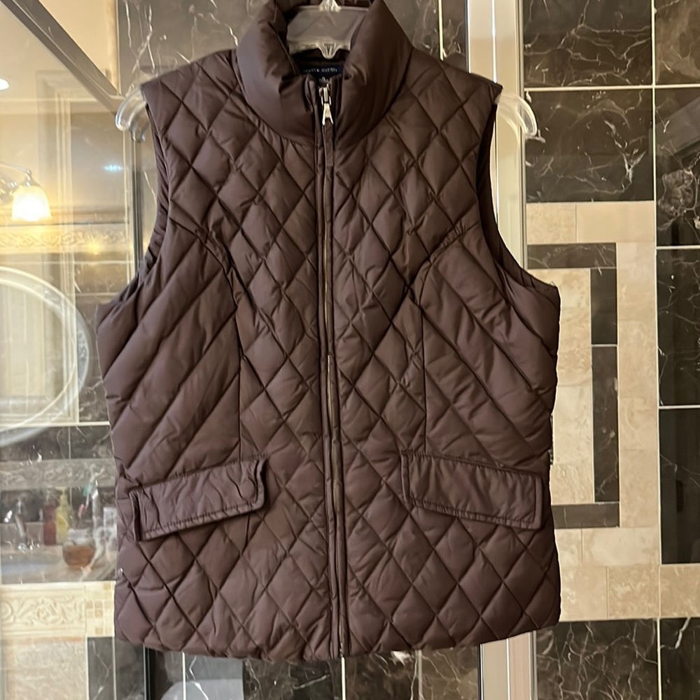 Tommy Hilfiger quilted brown vest, size M, perfect condition. - Picture 1 of 6